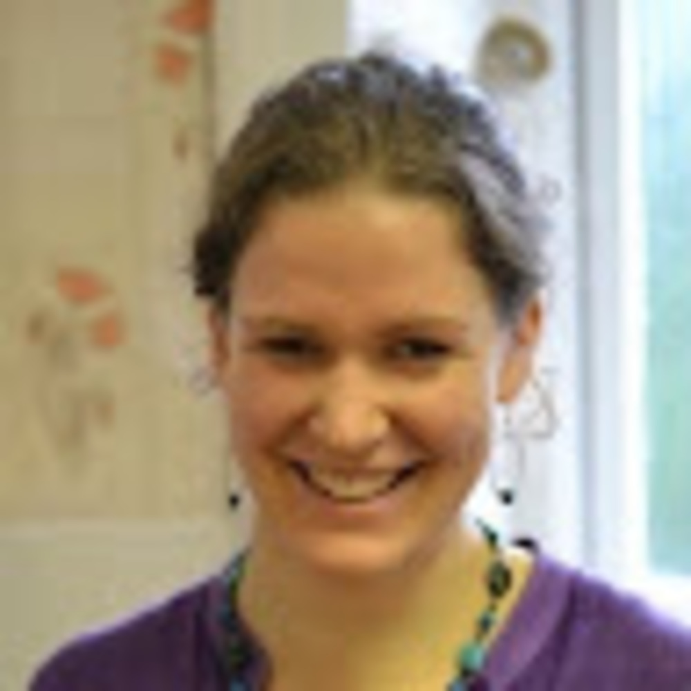 Meet your Posher, Hilary